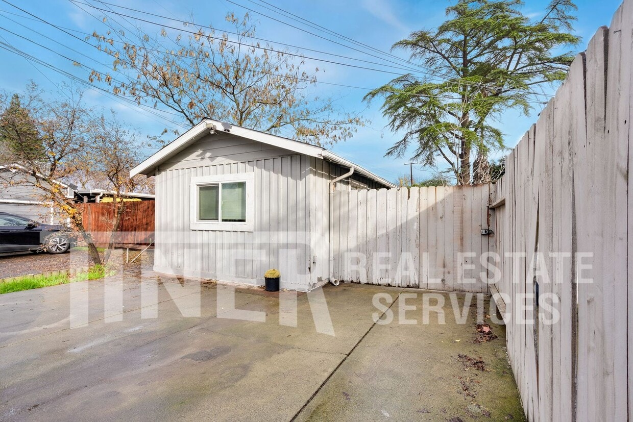 Photo - 2922 Walnut Ave ADU-
