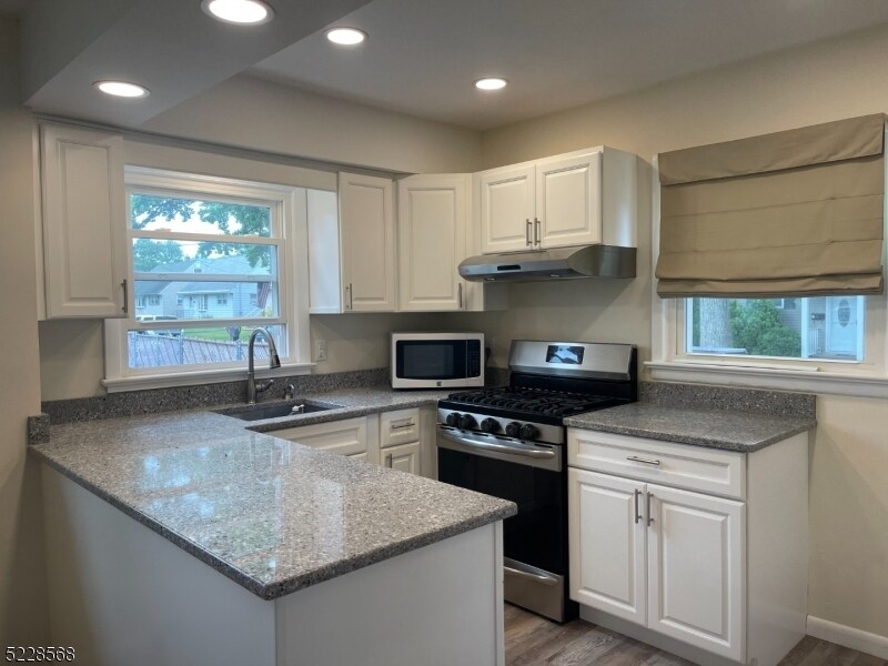 51 Riverview Cir, Little Falls, NJ 07424 House Rental in Little Falls