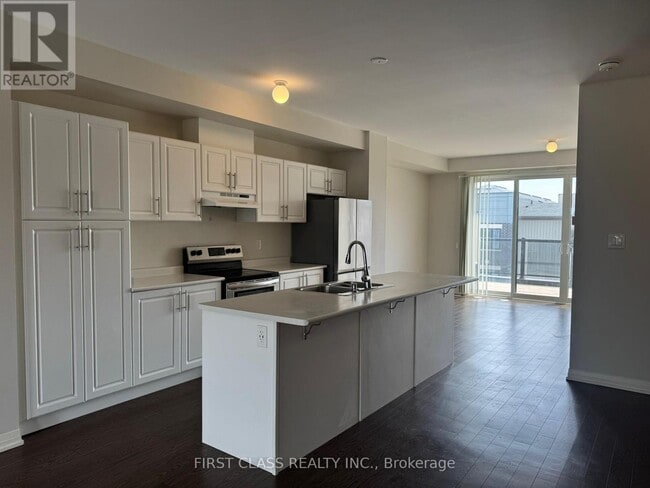 Building Photo - 11 Prince William Blvd