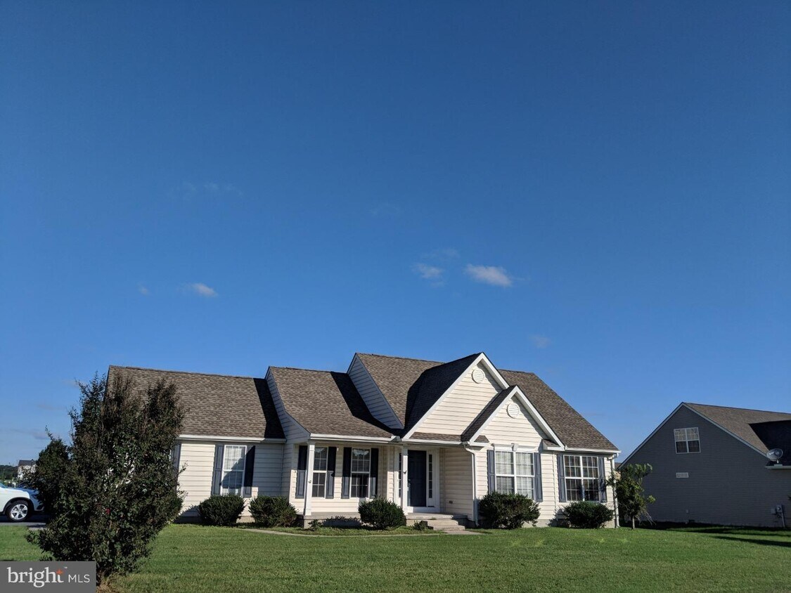 196 Kings Mill Dr, Felton, DE 19943 House Rental in Felton, DE