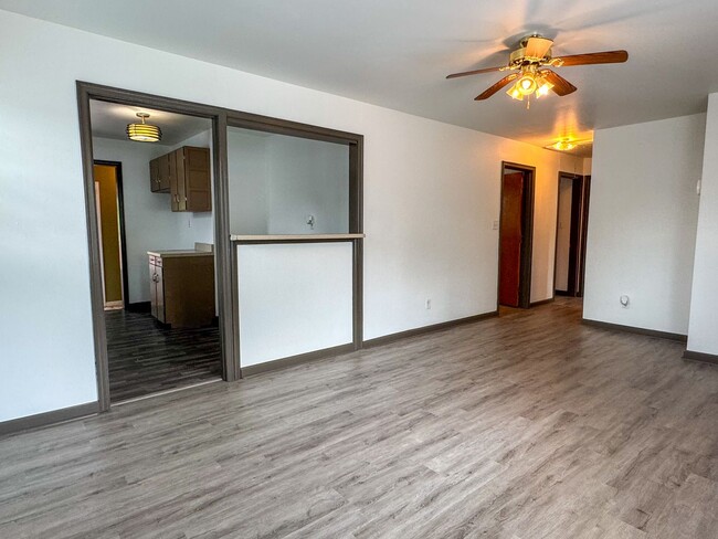 Foto del edificio - 1307 Tabb Ave