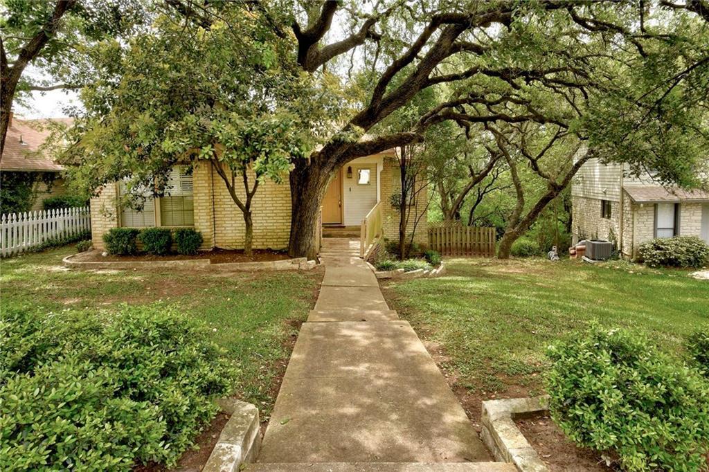 Primary Photo - 1920 Holly Hill Dr
