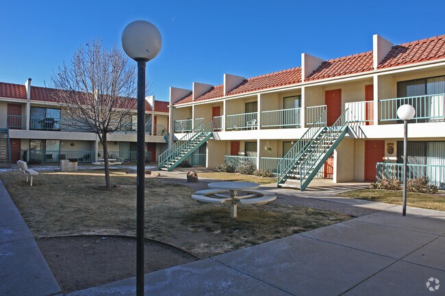 Las Brisas Apartments Albuquerque, NM
