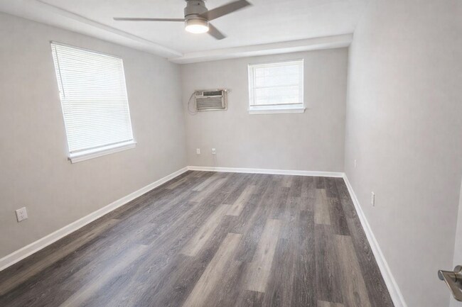 Foto del edificio - 44 49th St SE