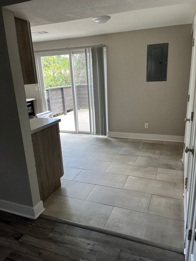 Foto del edificio - 1602 Garfield Ave