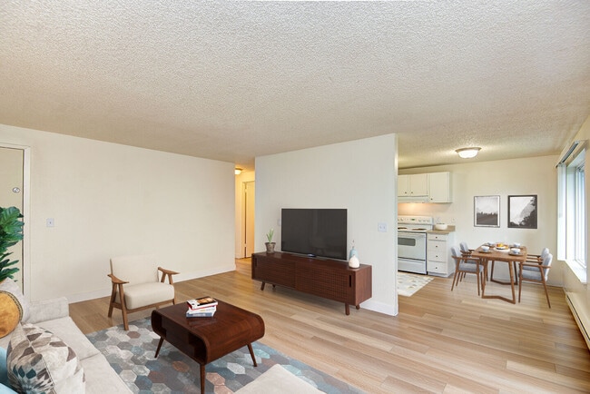 The Woodmark apartments — community photo - The Woodmark