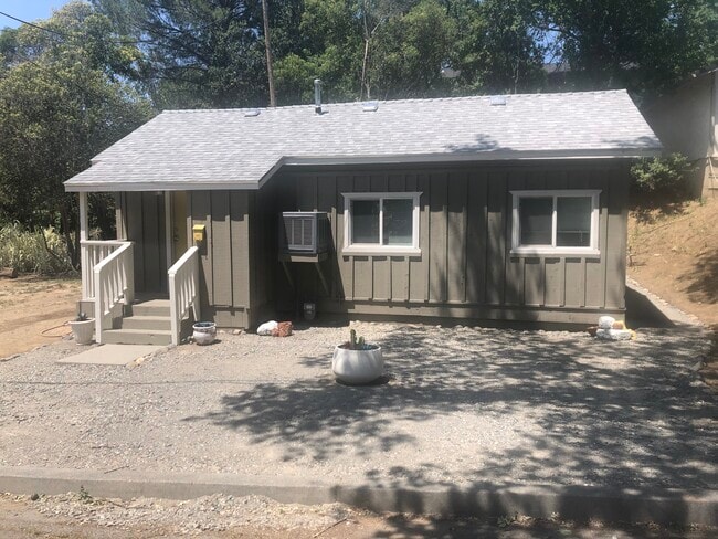 Foto del edificio - 1246 Oak St