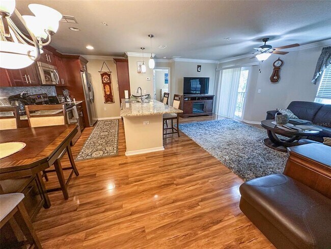 Building Photo - 6420 Banyan Blvd