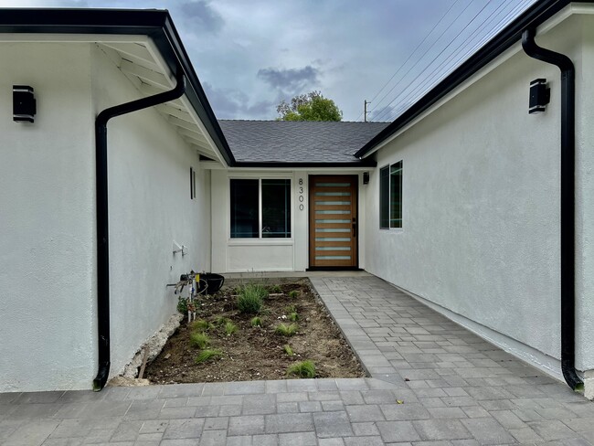 Building Photo - 8300 Sedan Ave