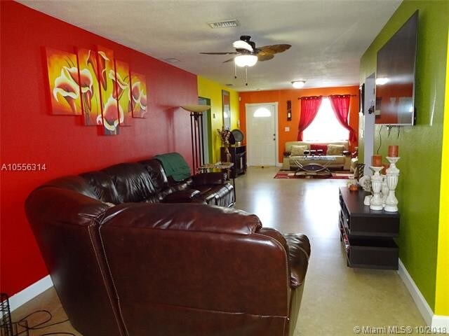 Building Photo - 32240 SW 199th Ave