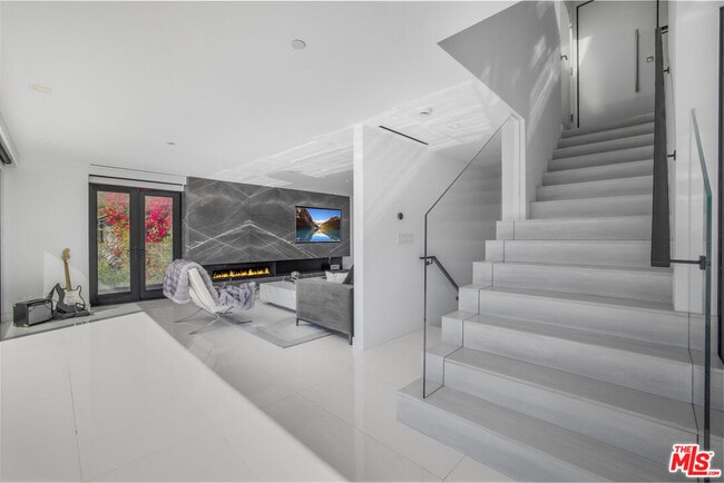 Building Photo - 1600 Marlay Dr