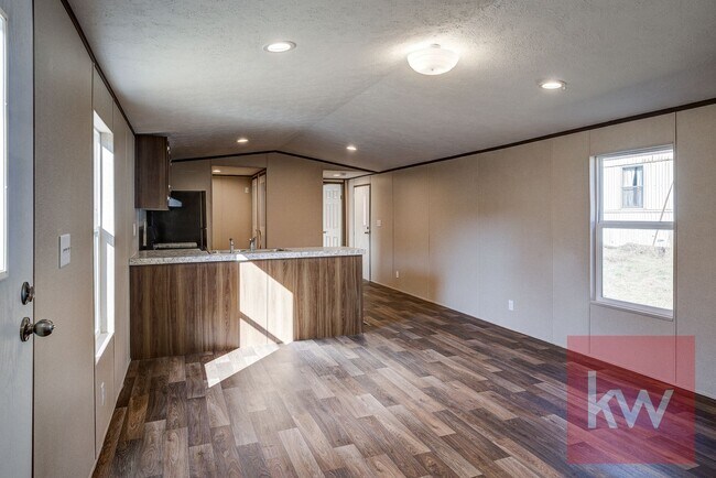 Foto del edificio - Chestnut St 119/Whispering Hills MHP