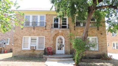 Building Photo - 5906 Oram St