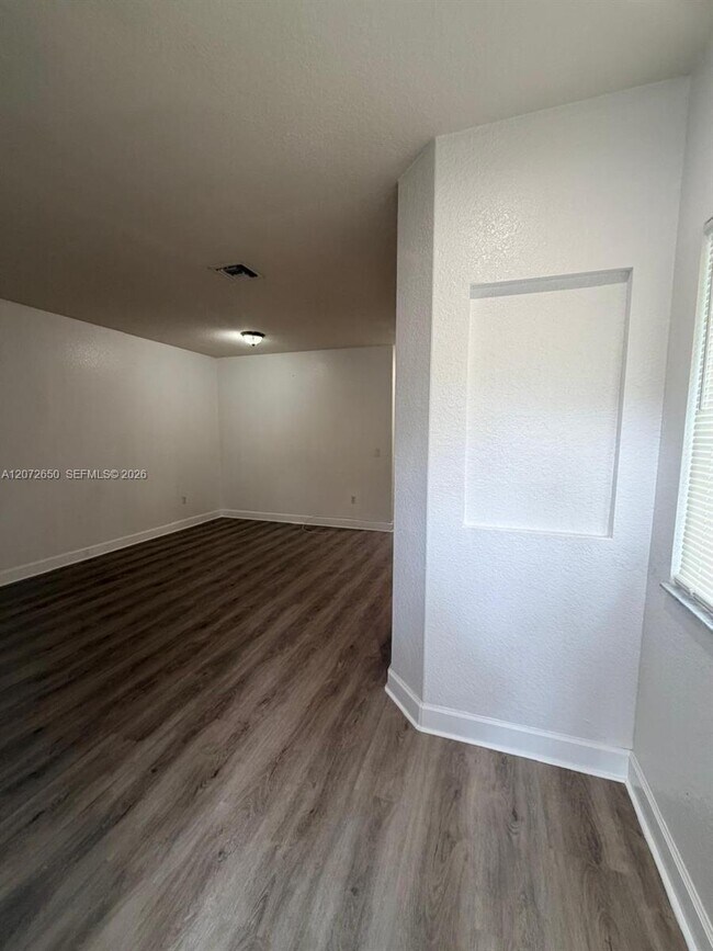 Building Photo - 8366 SW 29th St