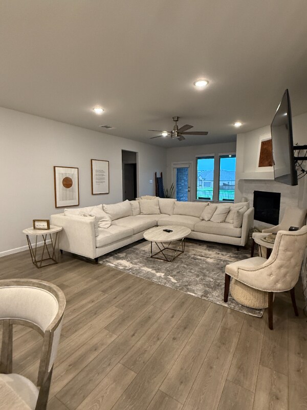 Foto del edificio - 5313 Waterview Ct