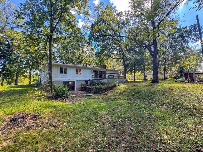 Foto del edificio - 4 Bedroom 3 Bathroom 2 Car Garage