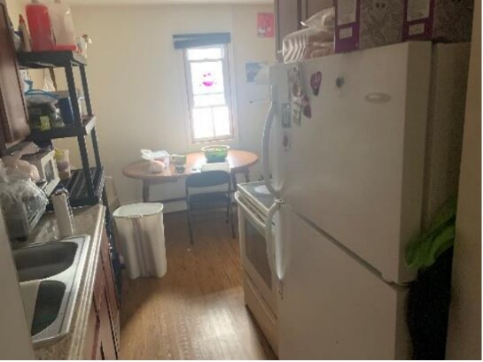 Kitchen - 3424 Bloomington Ave