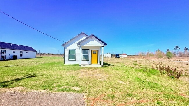 Building Photo - 7014-5914 02