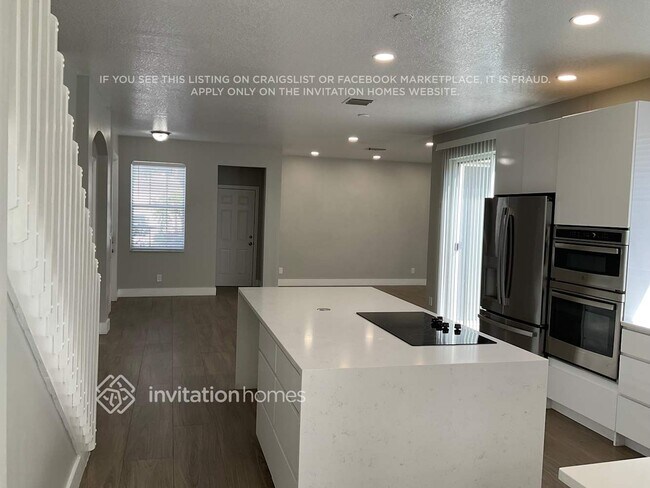 Foto del edificio - 5828 NW 120th Ave