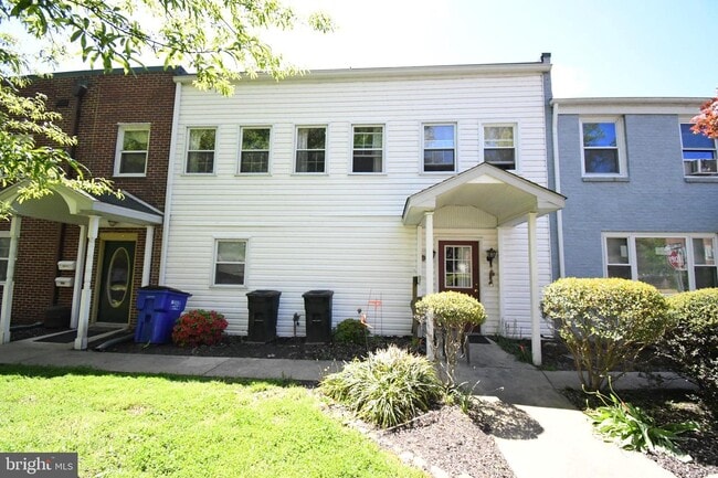 Building Photo - 602 S Union Ave
