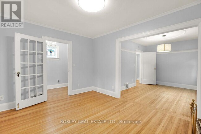 Photo du bâtiment - 178 Mortimer Ave