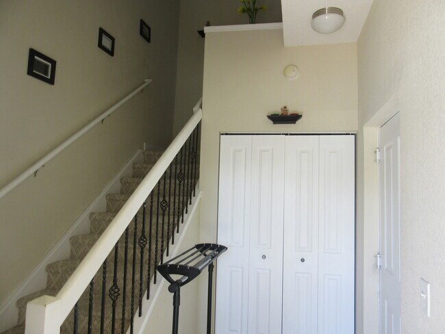 Foto del edificio - Lovely 3 BR / 2 BA Condo Located In Desira...