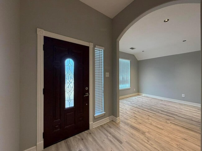 Foto del edificio - 19438 Nasworthy Dr