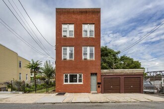 Building Photo - 75 Wright Ave