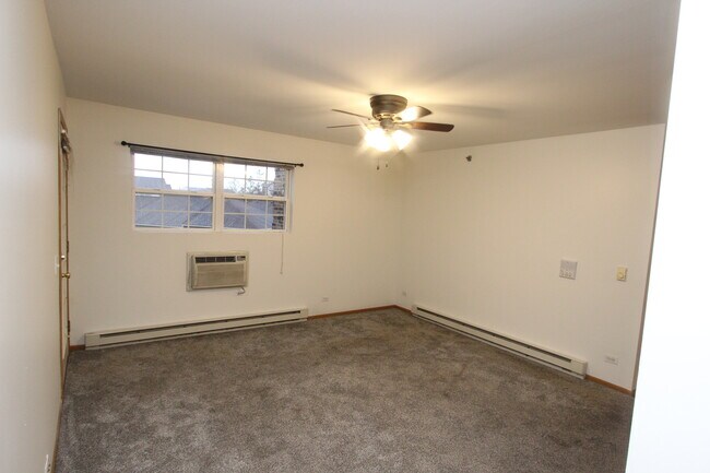 Building Photo - 320 Cunat Blvd