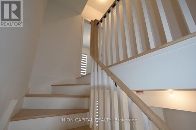 Building Photo - 25 Case Ootes Dr