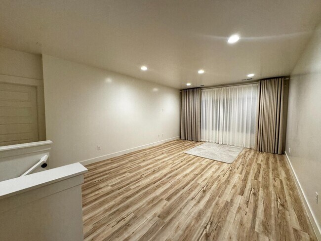 Foto del edificio - 6189 S White Bee Cir