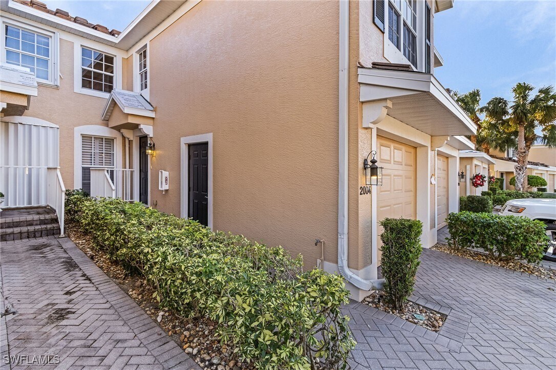 Foto principal - 2620 Somerville Loop