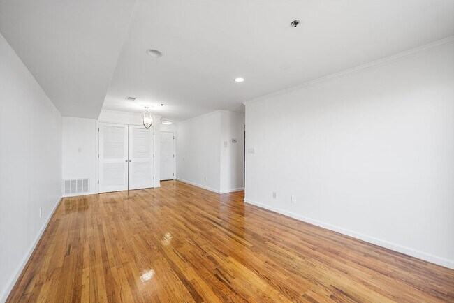 Foto del edificio - 4401 Smith Ave