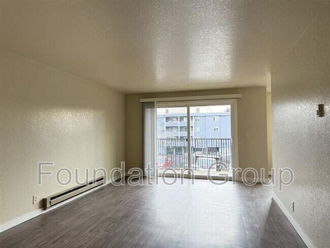 Foto del edificio - 938 N 100th St