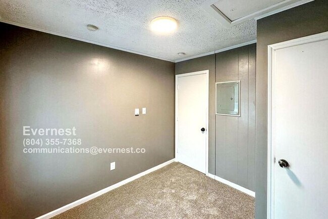 Foto del edificio - 2570 Alcott Rd