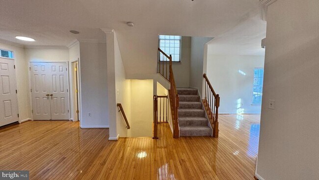 Building Photo - 9611 Normanton Way