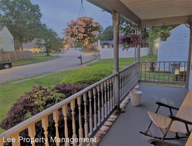 Building Photo - 4 br, 2.5 bath House - 124 Dunn Circle