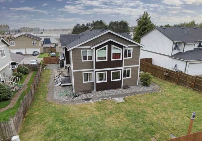 Building Photo - 2121 Xenia St