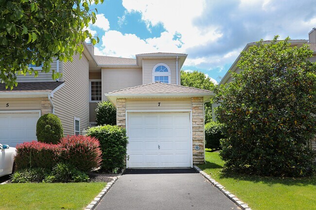 Foto del edificio - 7 Windwatch Dr