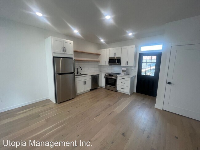 Foto del edificio - 2 br, 1.5 bath House - 7555-B 15th Ave SW