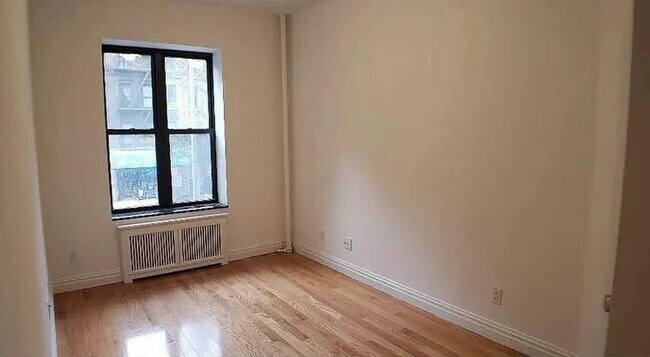 Foto del edificio - 3 bedroom in New York NY 10128