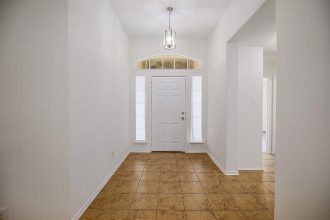 Foto del edificio - 137 Langtry Ln