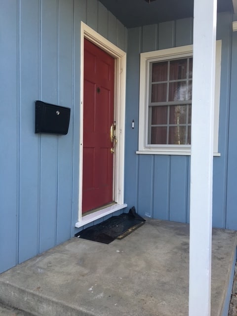 Building Photo - 5729 Bertrand Ave