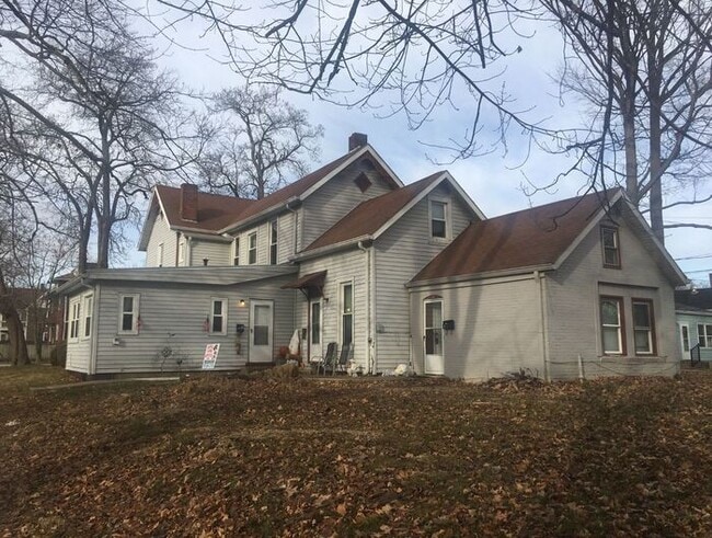 Building Photo - 203 N Pennsylvania St
