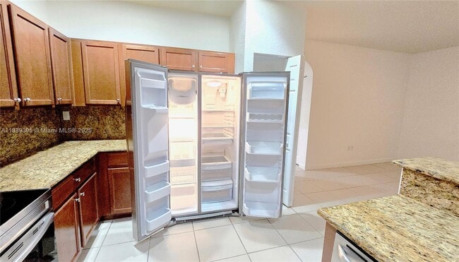 Foto del edificio - 14754 SW 25th St