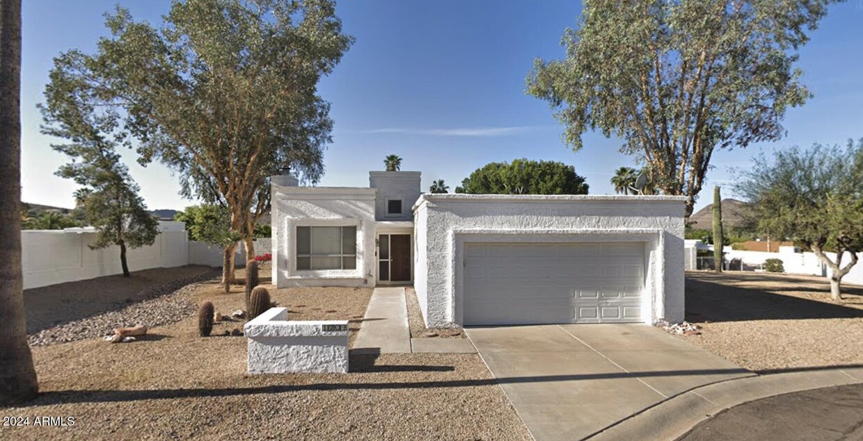 Foto principal - 1209 E Meadow Ln