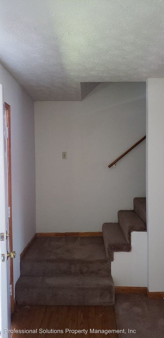 Building Photo - 1022 Brandy Ln