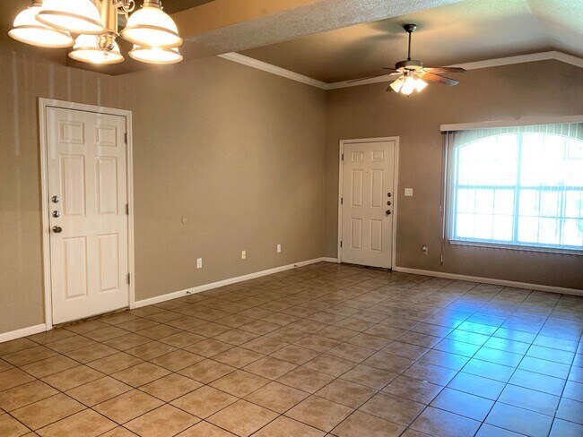 Foto del edificio - 1302 Powder River Dr