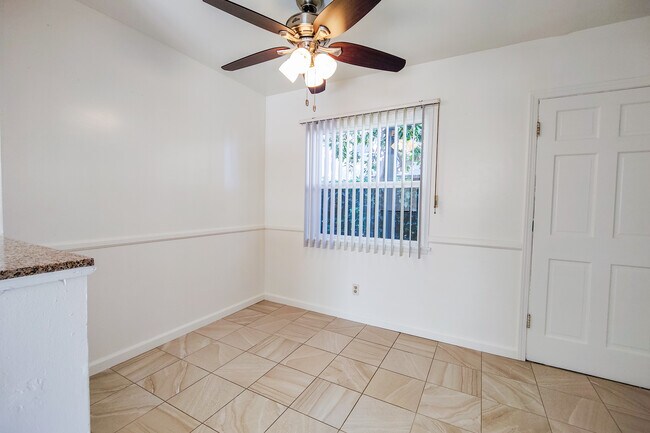 Building Photo - 12243 Vanowen St