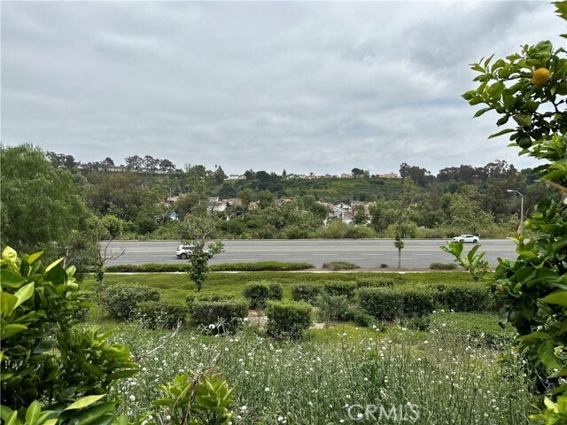 Foto principal - 22142 Summit Hill Dr